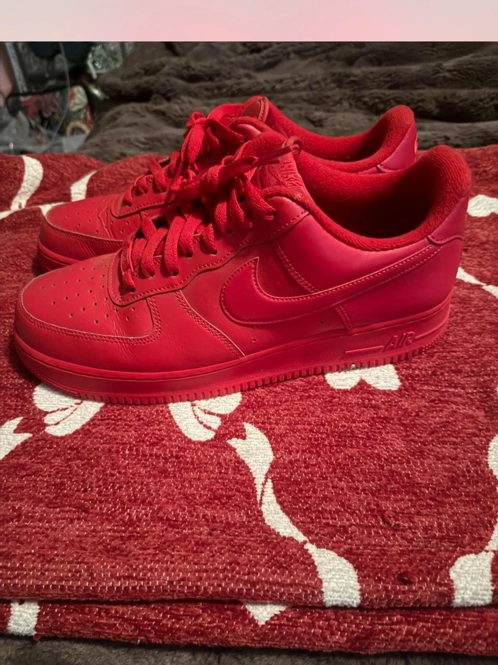 Nike Men's size 12 Red Low-Top Leather Sneakers